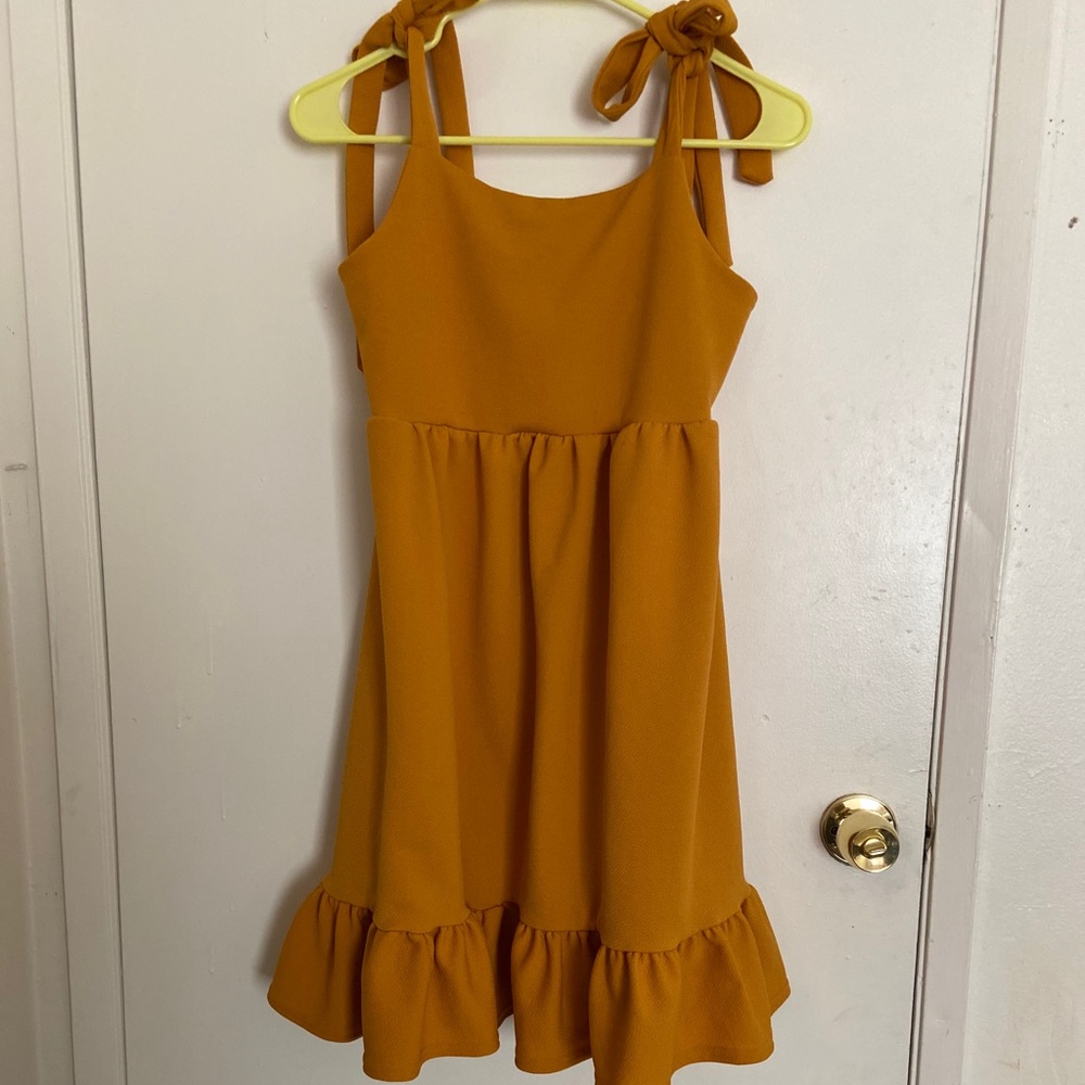 Boohoo Small Mustard Dress